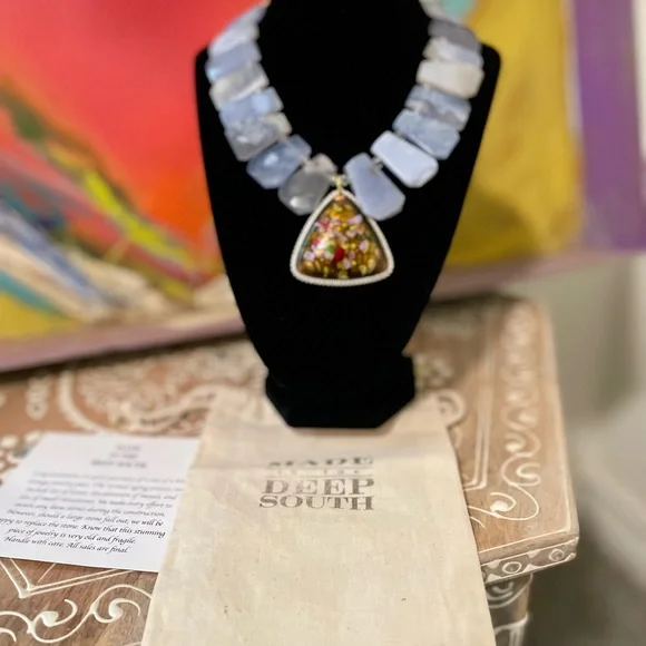 Made in the Deep South Statement Necklace - Picture 7 of 7